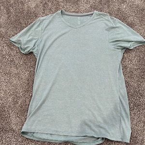 Hylete v neck with pin stripe